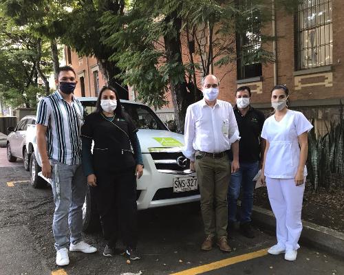 Por la contingencia, la Alcaldía de Medellín pone a disposición de las instituciones de salud 80 vehículos para el transporte de personald